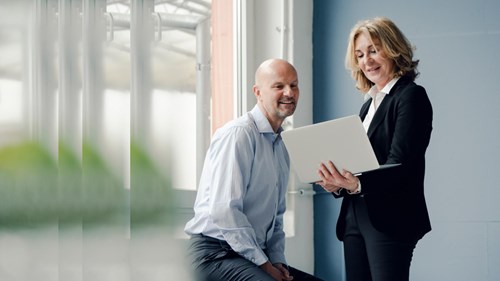 business people with pulse